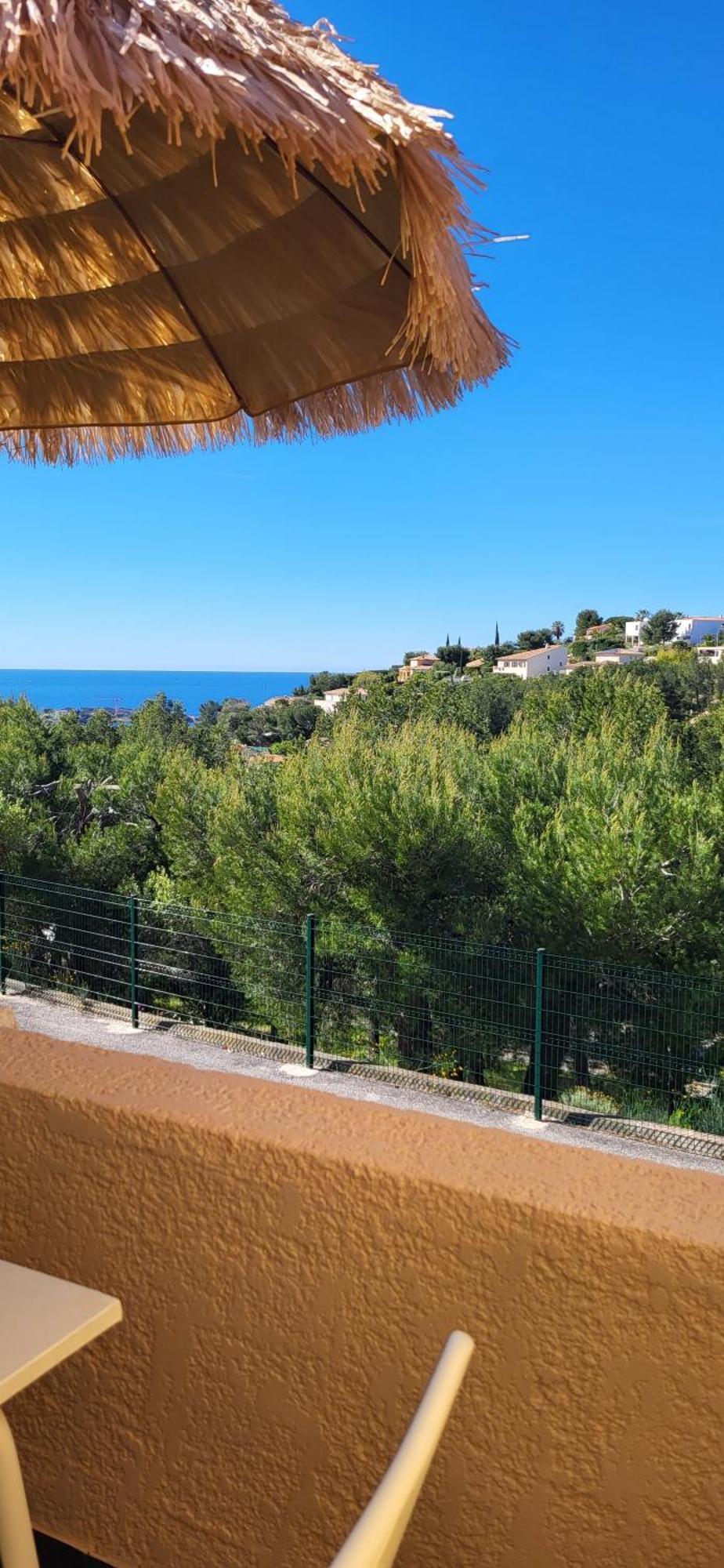 Appartement En Residence Avec Piscine Bandol Zewnętrze zdjęcie